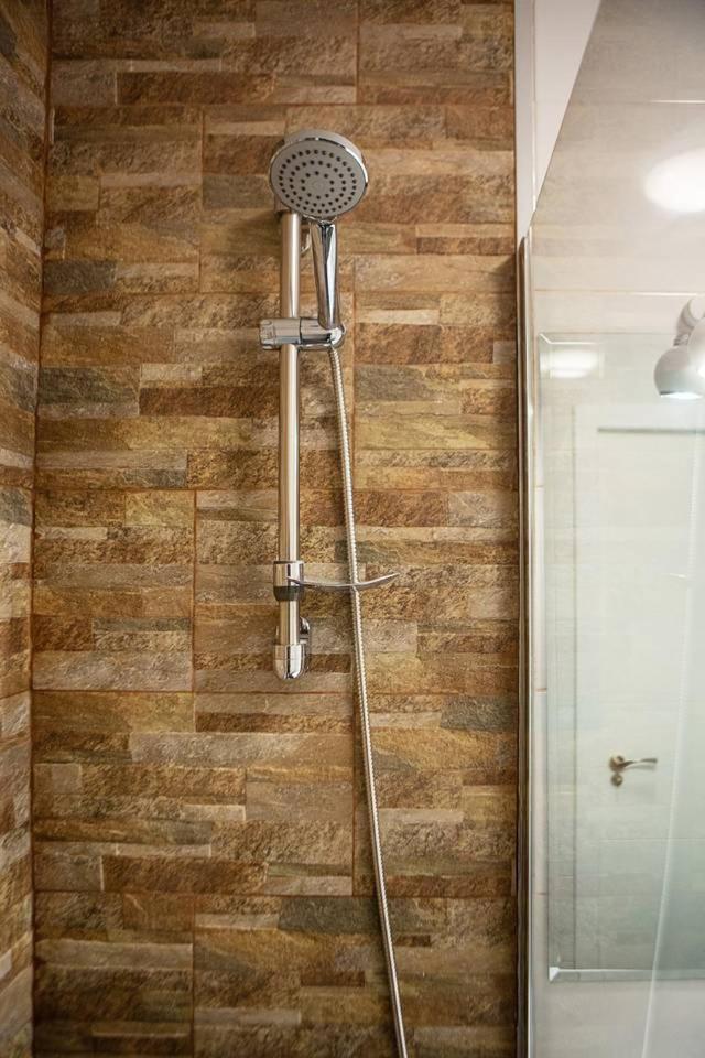 Lovely 3 Bedroom Apartment Next To Fuencarral マドリード エクステリア 写真