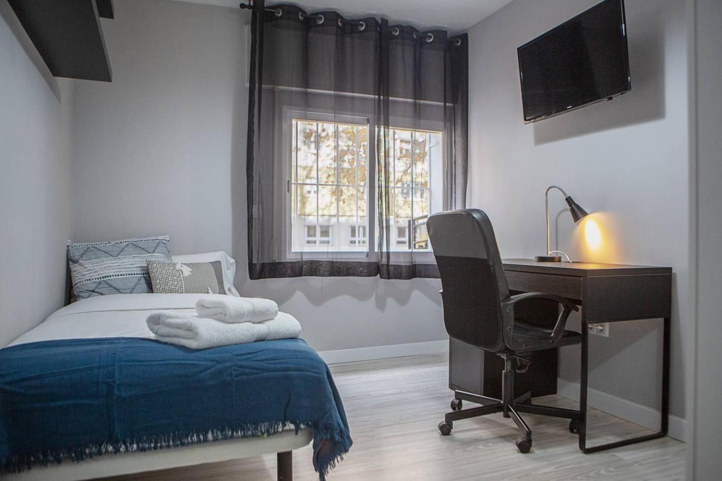 Lovely 3 Bedroom Apartment Next To Fuencarral マドリード エクステリア 写真